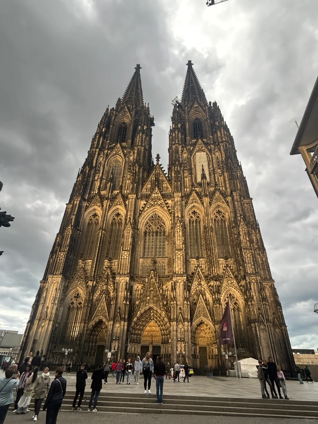 中世纪极致对称美学｜科隆大教堂