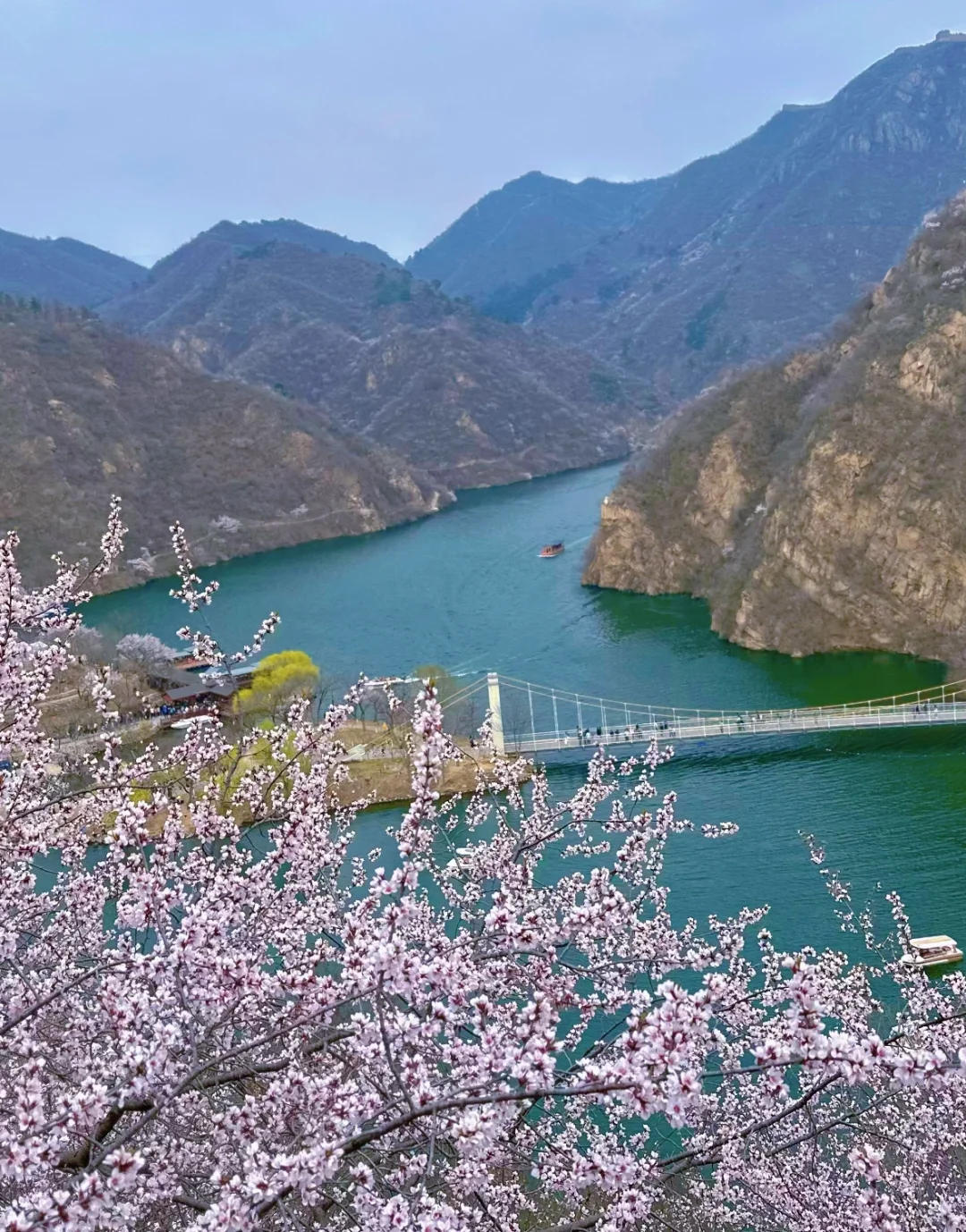 终于明白为什么都推荐黄花城水长城了