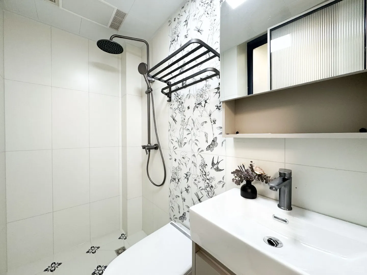 夫子庙钓鱼巷71.25平，黄金3楼出售