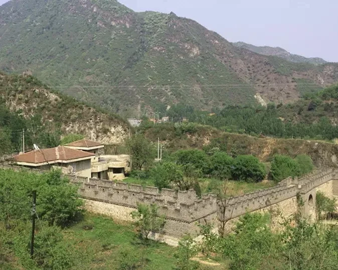 神堂峪景区附近商用房屋土地转让