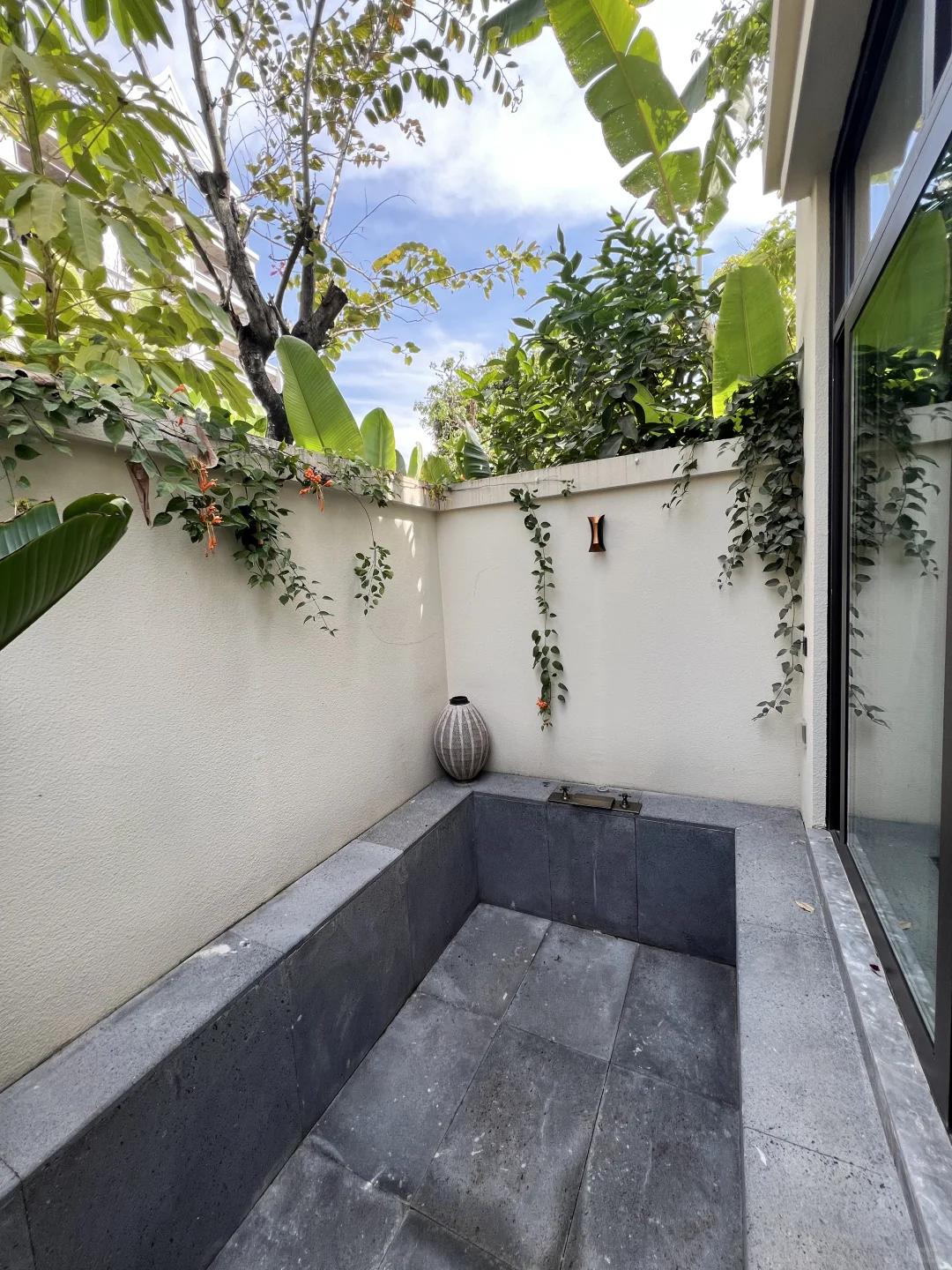 旅居天堂！花园理想别墅出售