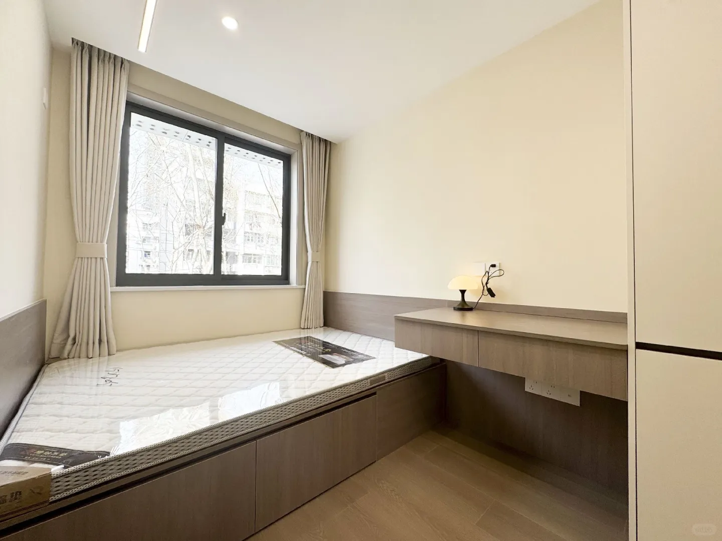 夫子庙钓鱼巷71.25平，黄金3楼出售