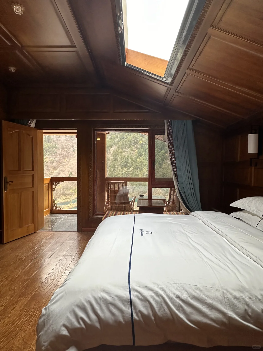 “谁说九寨沟不能住景区内？”