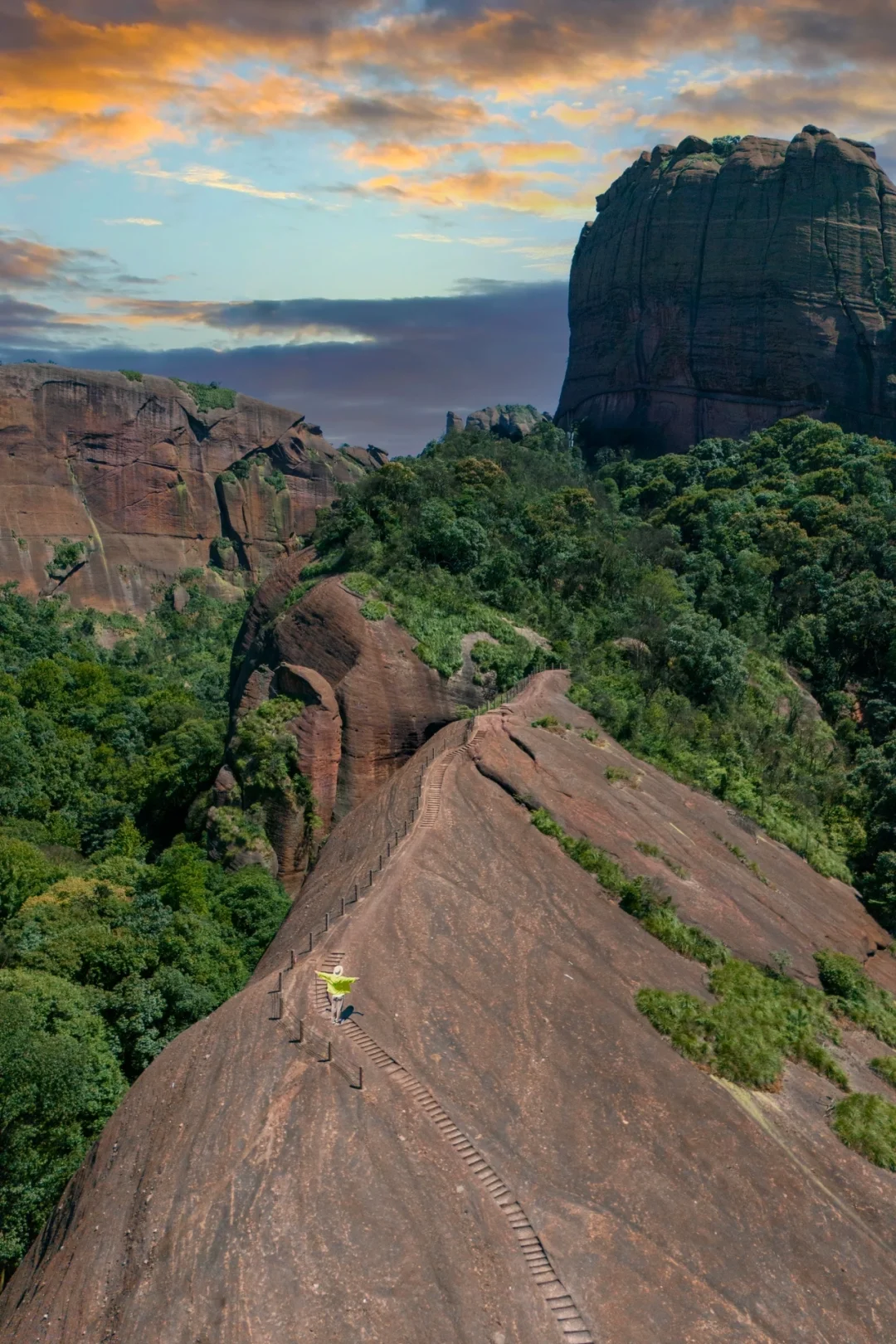 比起景德镇，我更爱上榜国家地理的春日小城