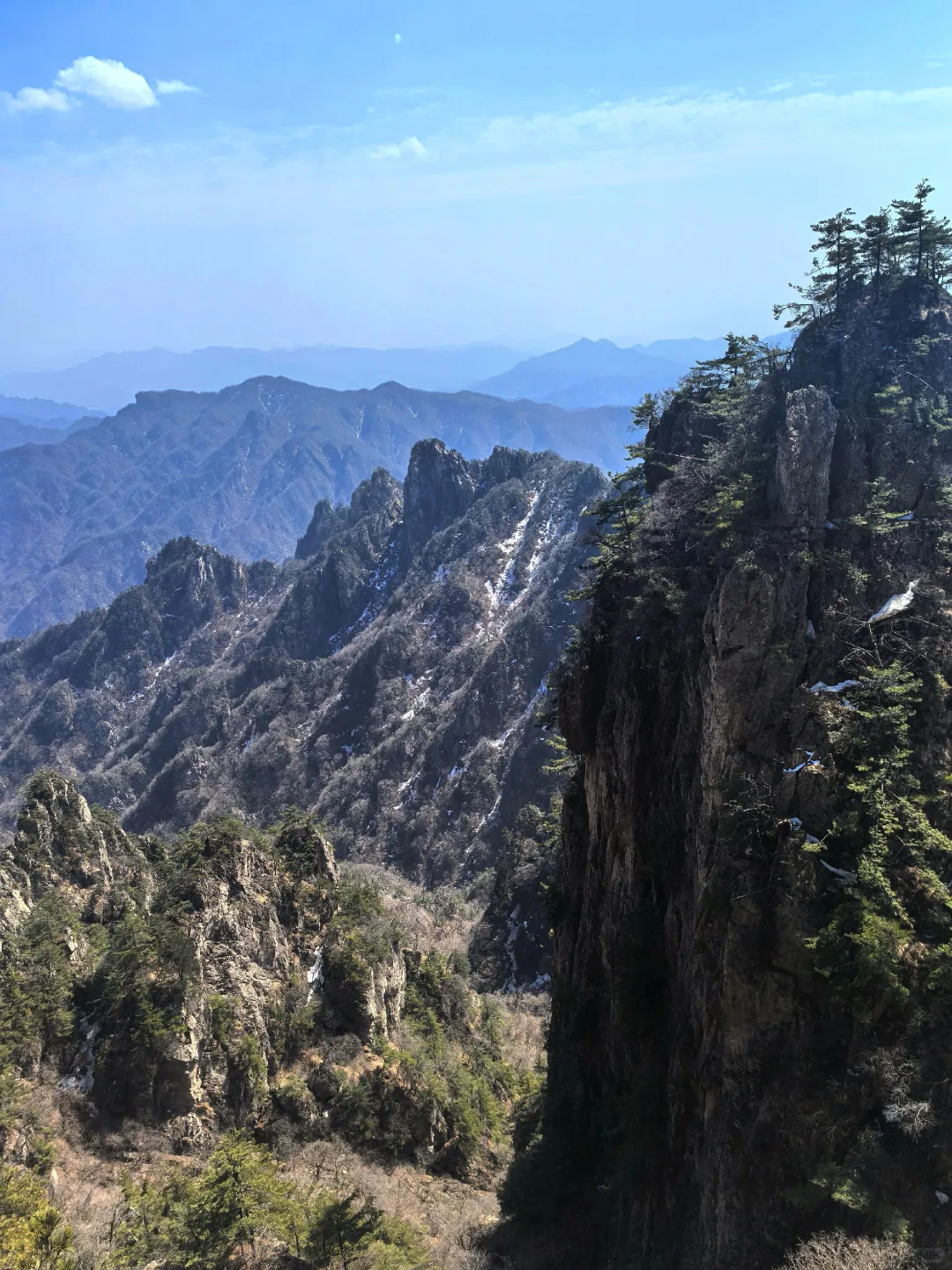 3.24号老君山实况，爬完实在太热了…