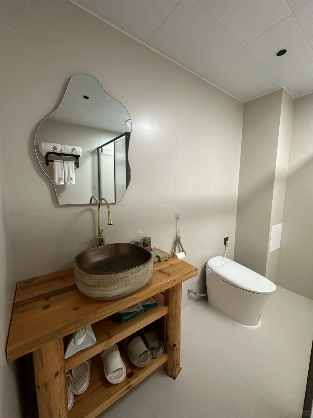 “谁说九寨沟不能住景区内？”