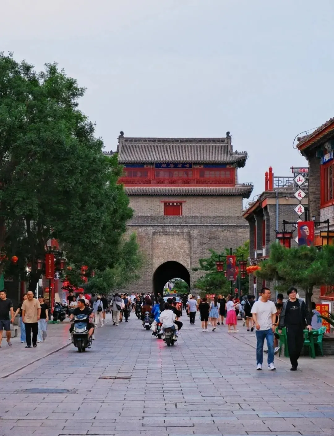 我心中的古城，定格在古城门上