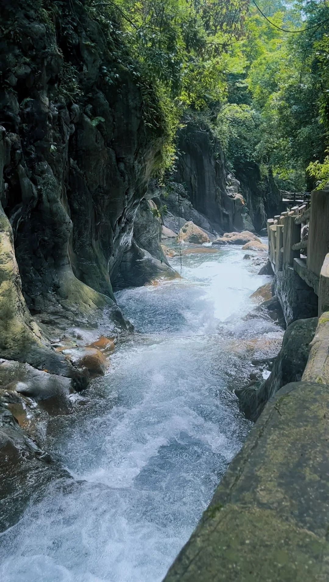 广安华蓥山天意谷绝了