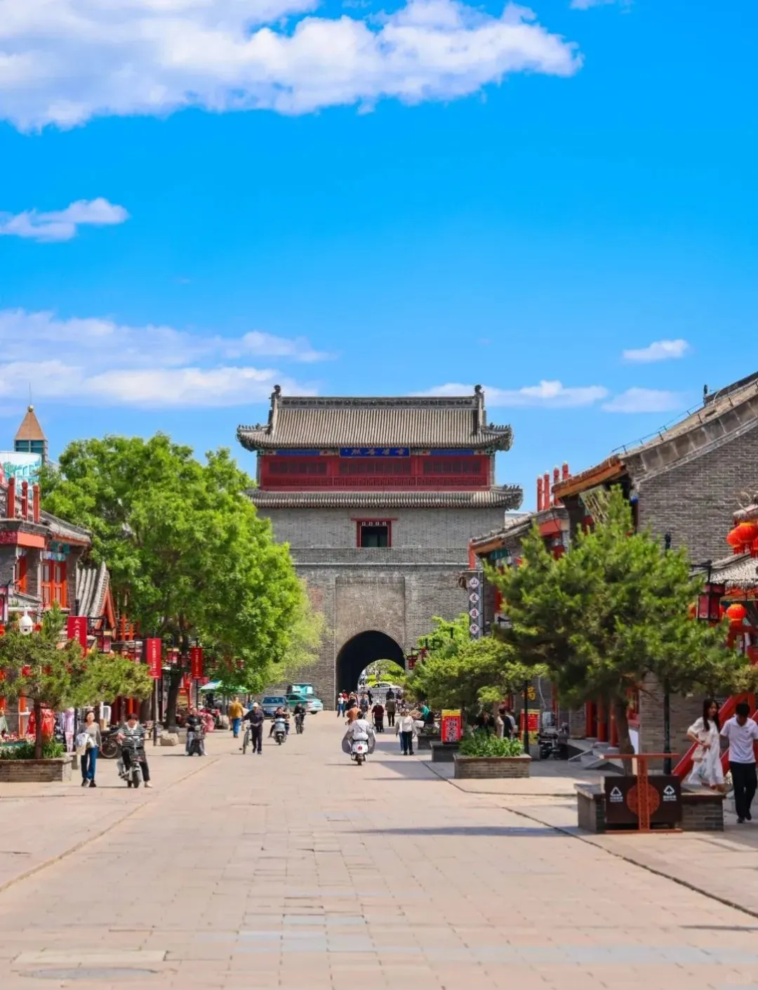 我心中的古城，定格在古城门上