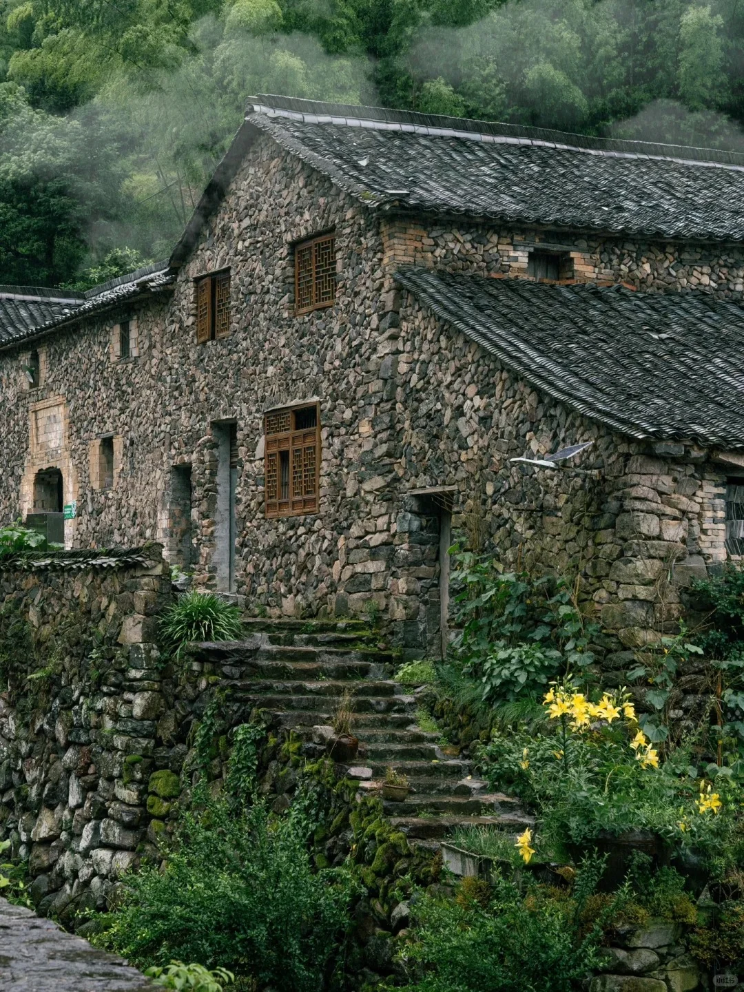 来丽水，这九个景点绝不容错过！🌟