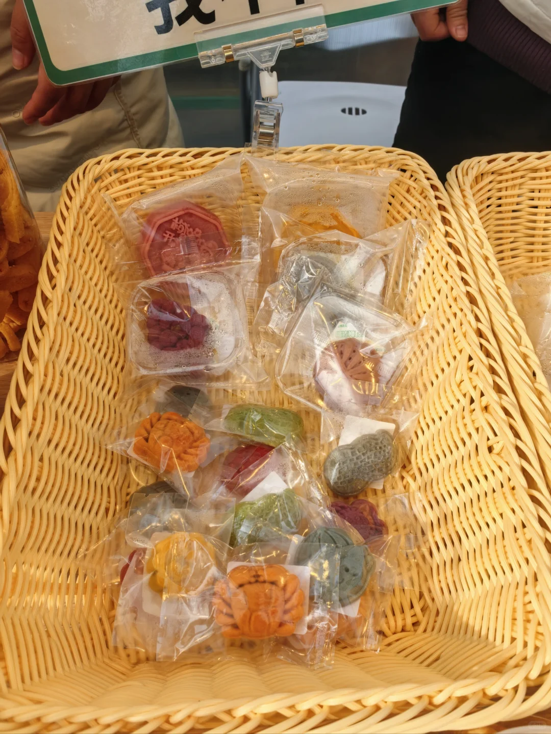 邯郸道免费吃喝玩乐看表演！周末就去邯郸玩