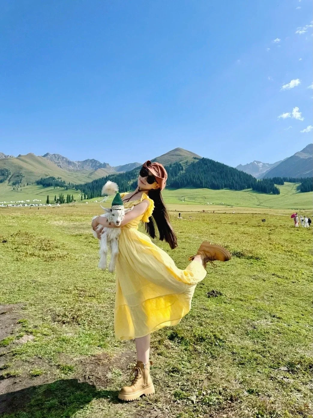 新疆已回! 一次性说清楚伊犁草原咋玩😋