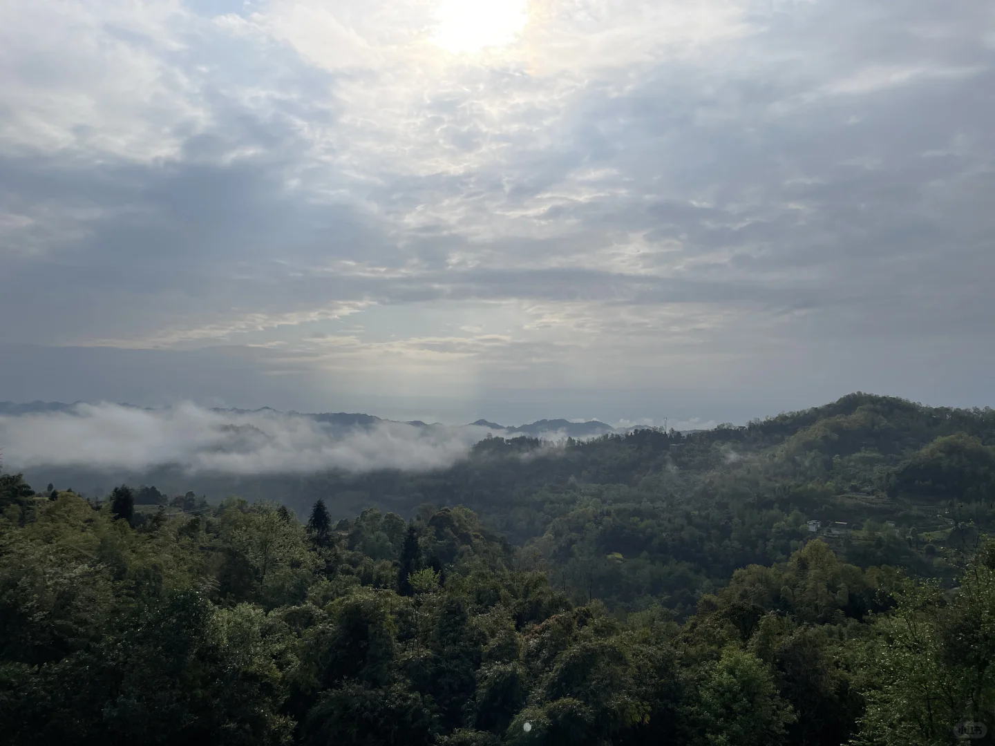清明爬山三日游