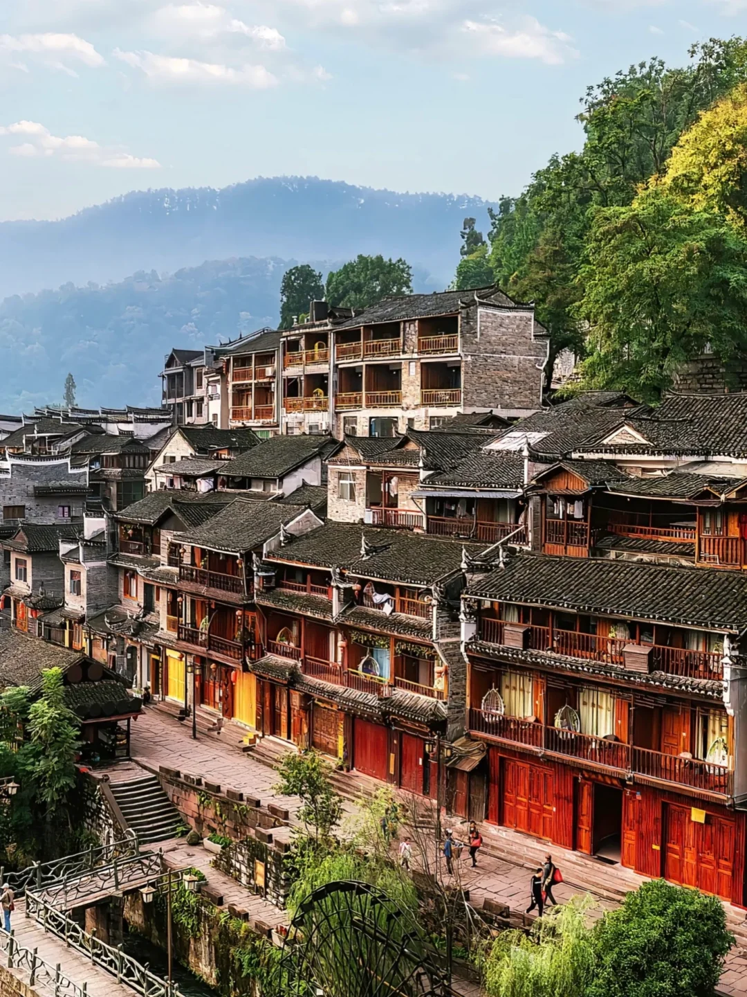 第一次带爸妈去湖南，去看凤凰古城