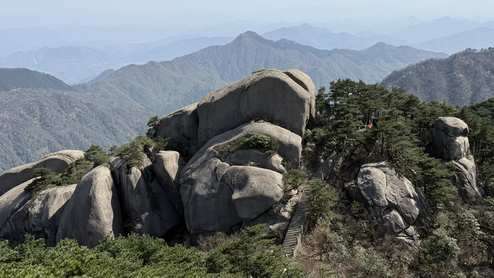 清明小长假最后一天花台景区真清净啊
