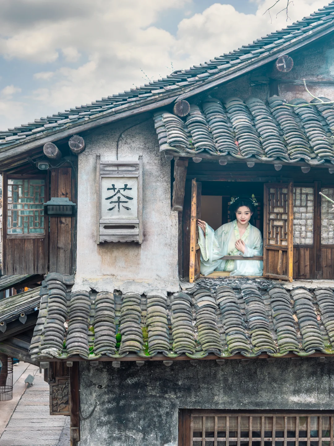 能打败乌镇的，只有春天的乌镇！