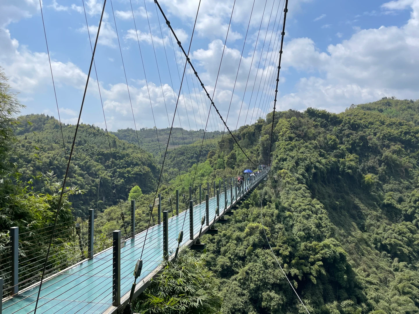 清明爬山三日游