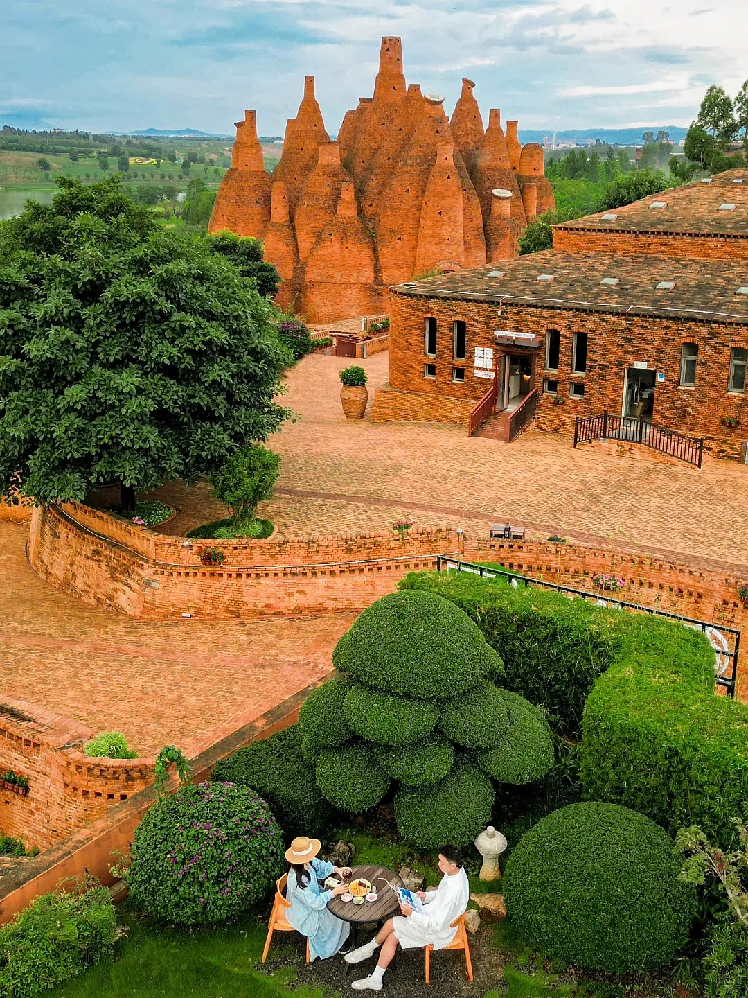 五一一定要冲22℃的弥勒！真的反向旅游天花板