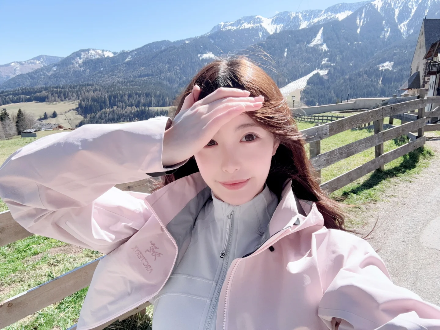 Dolomites孤独教堂一直孤独