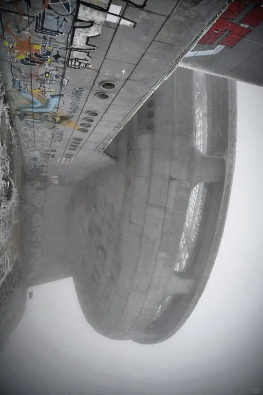 哇塞！探秘保加利亚的冰峰纪念碑