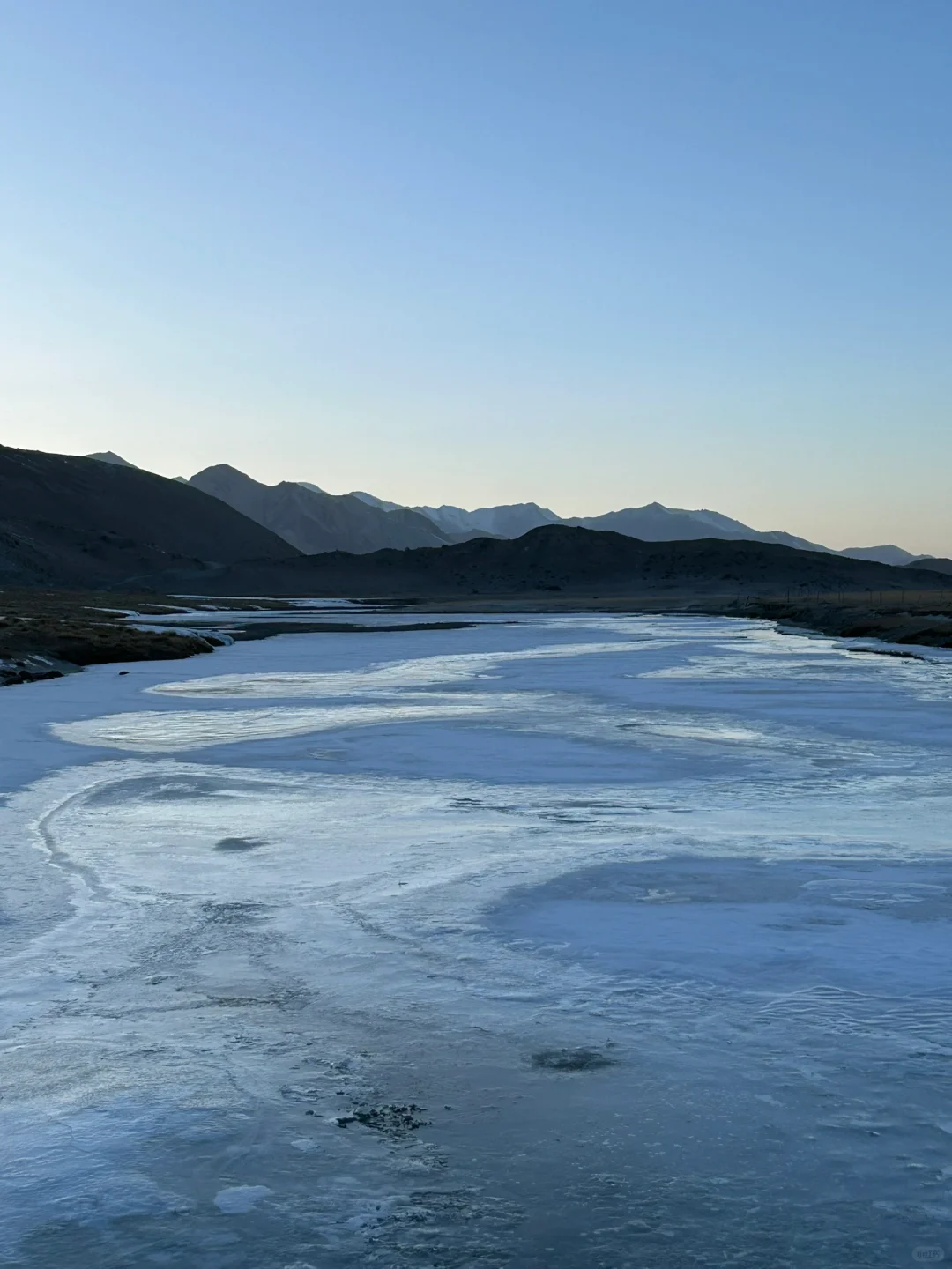 租车爆胎 却在这座吊桥上邂逅了日照金山…