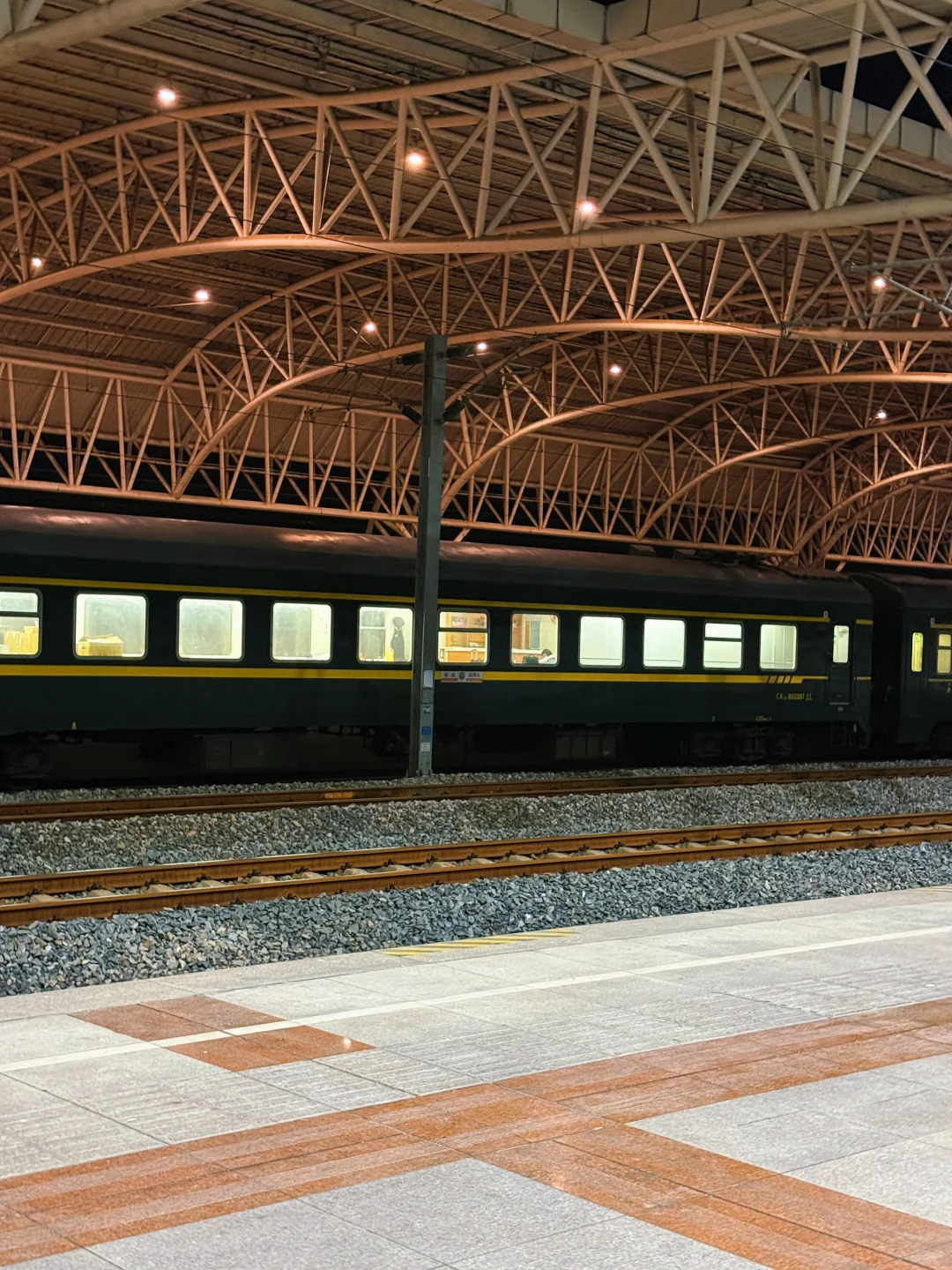 我悟了！反向旅行才是人少的真谛