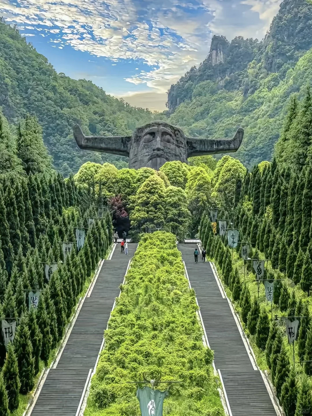 人间仙境之避暑胜地！神农架旅游攻略！！来