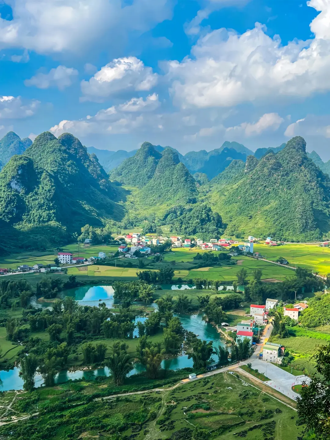 本以为武功山已经够美了，直到我来了崇左…