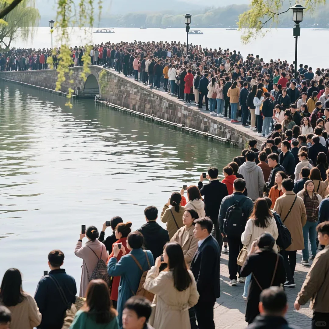 “堵”到怀疑人生！清明全国陷入人海漩涡