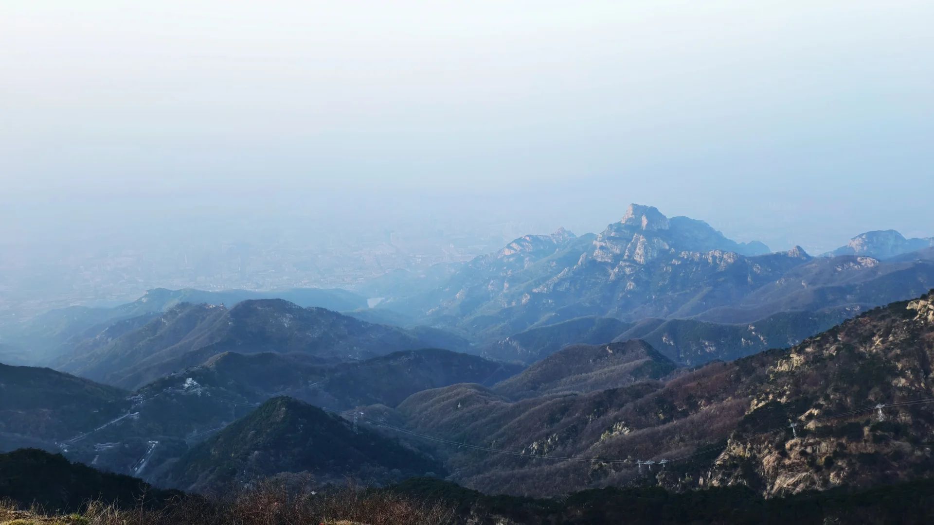 爬泰山，一定要走桃花峪徒步下山！太美啦！