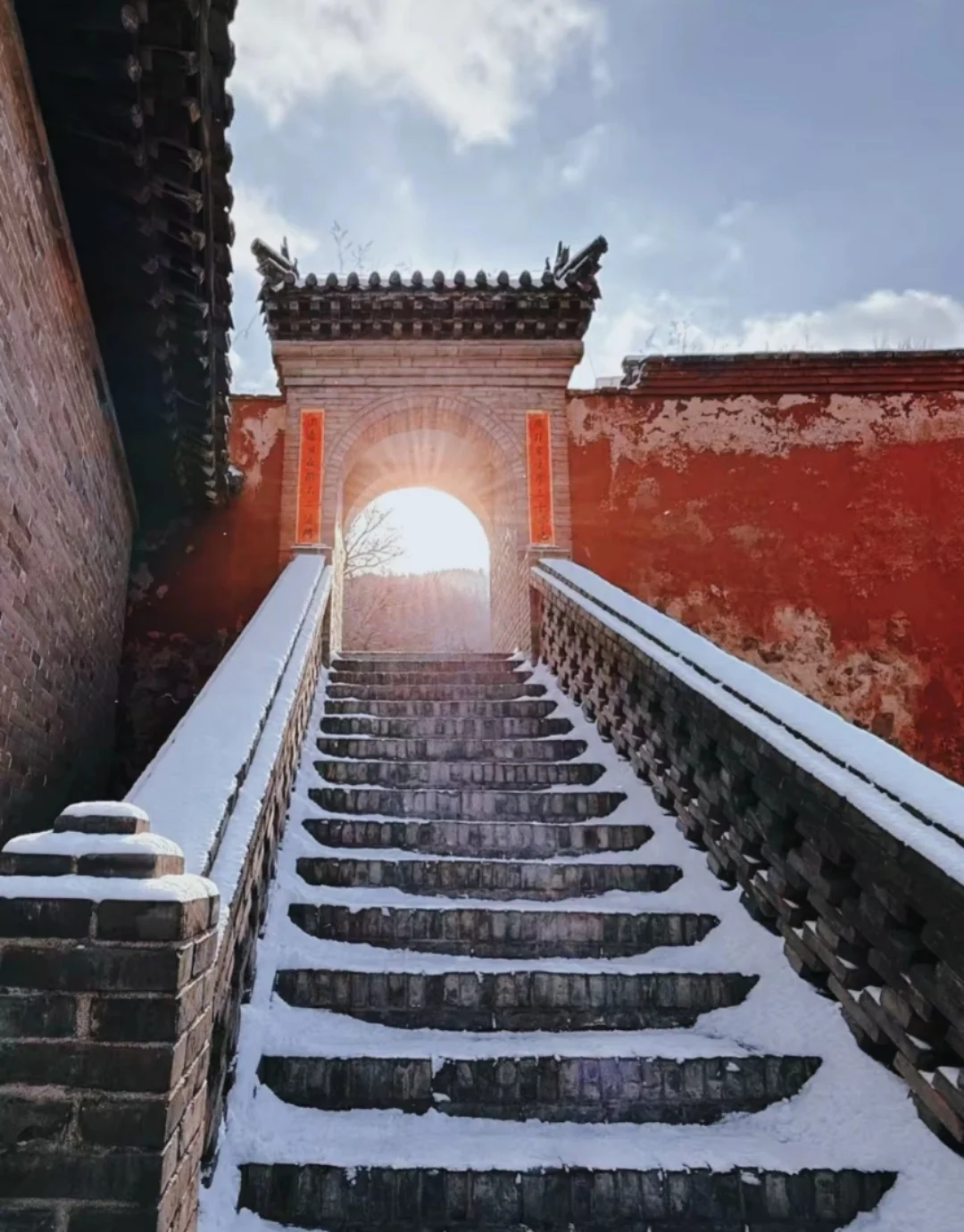 邯郸去五台山直达景区，到了自由活动！