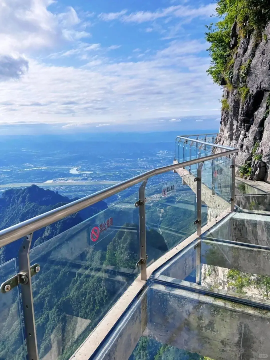 张家界真的牛啊，直接把我累趴了！