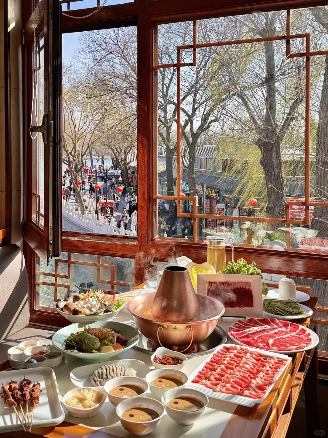 北京天坛会惩罚每一个带包带纸的人！！！