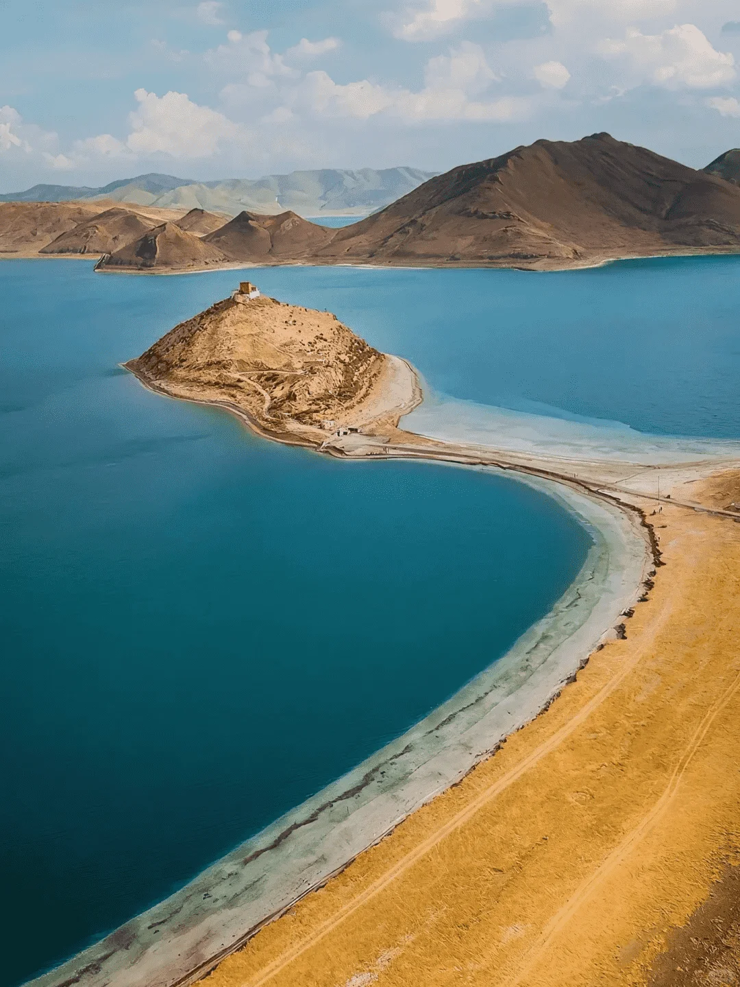 西藏旅游攻略，4-5月去西藏的姐妹听劝