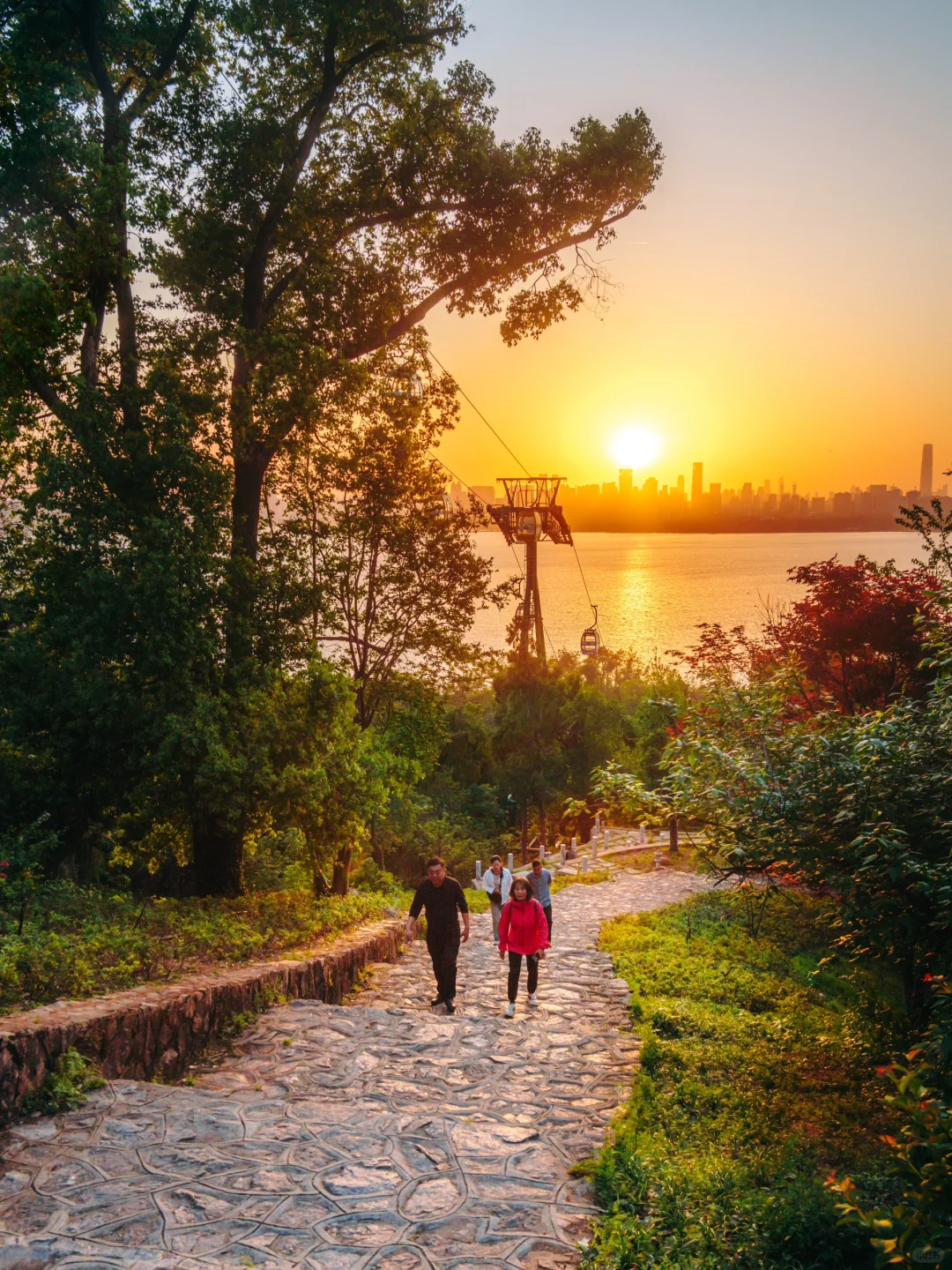 上春山 | 东湖磨山