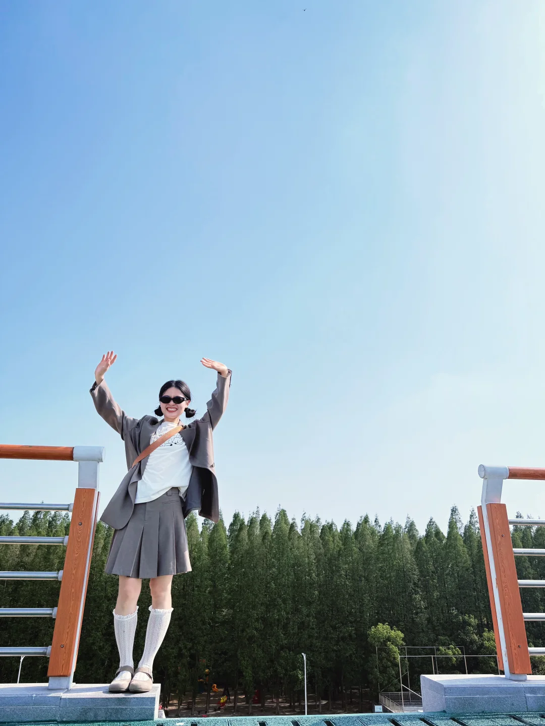 六合金牛湖风景区。