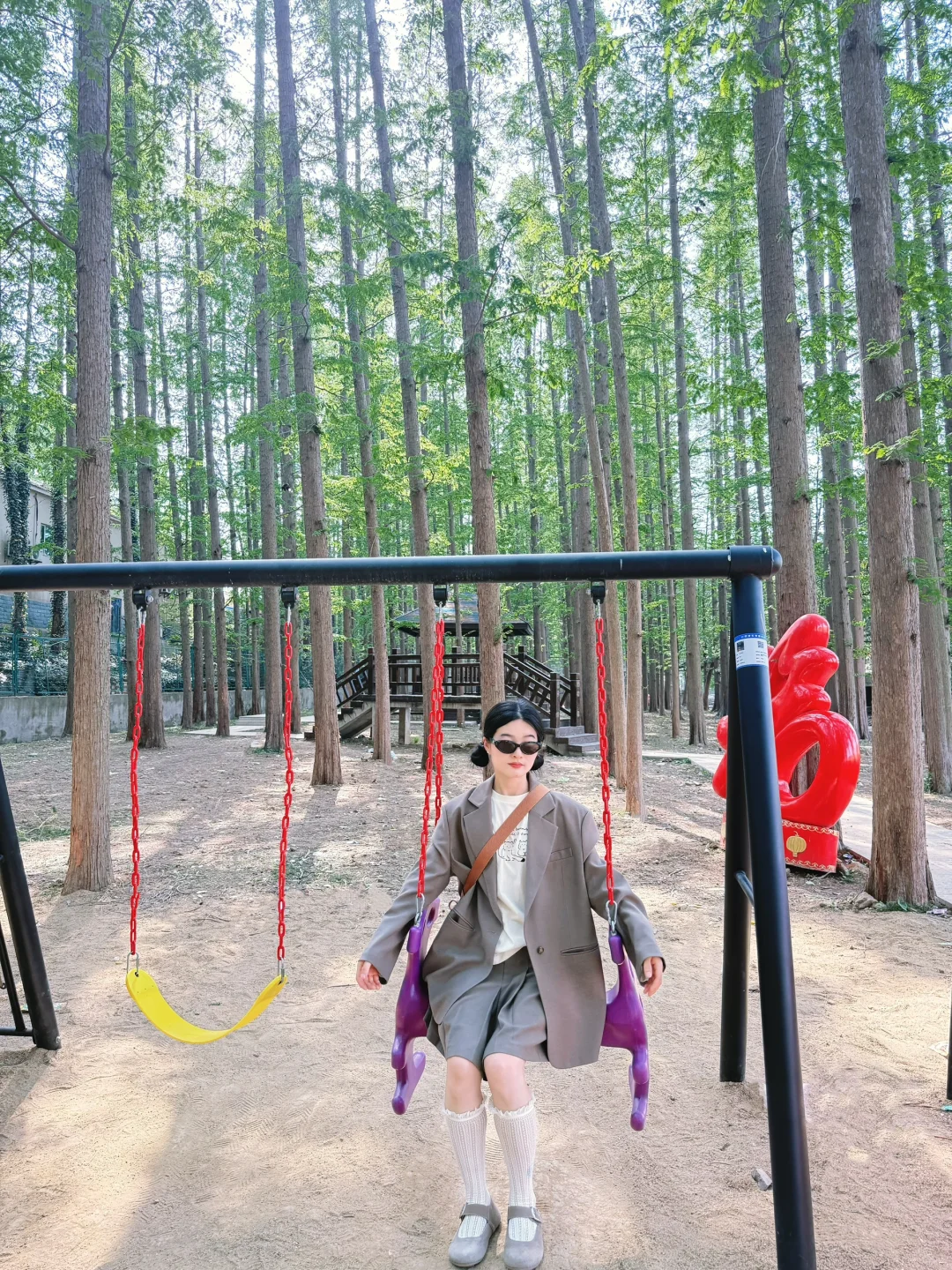 六合金牛湖风景区。