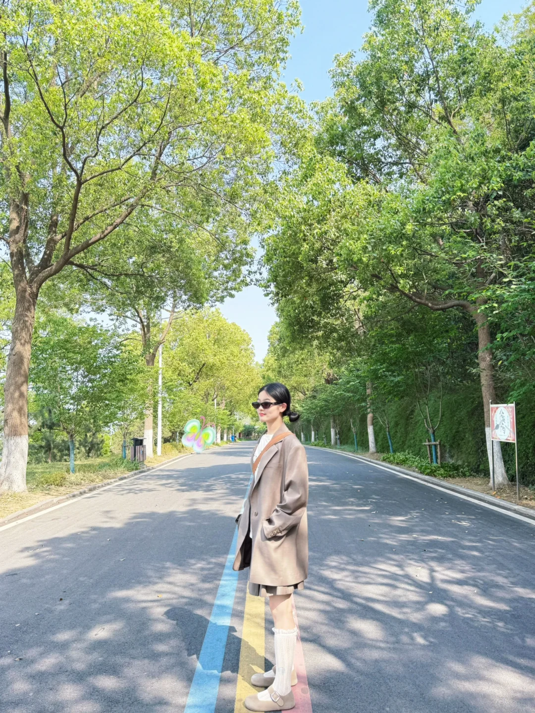 六合金牛湖风景区。