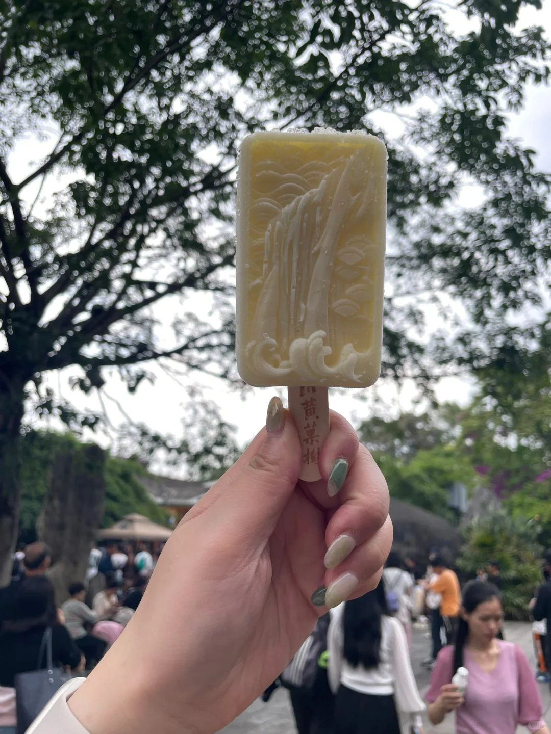 和老公去了贵州的千户苗寨 太震撼了！