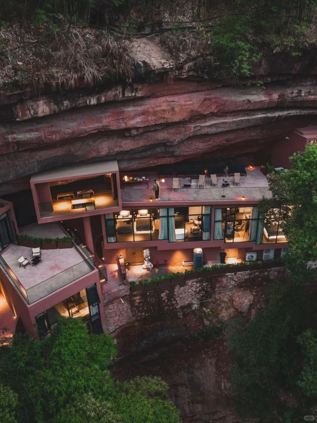 《国家地理》没骗我！这不愧是水溶洞天花板