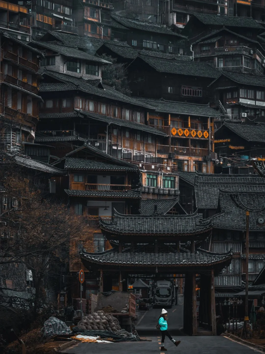 和老公去了贵州的千户苗寨 太震撼了！