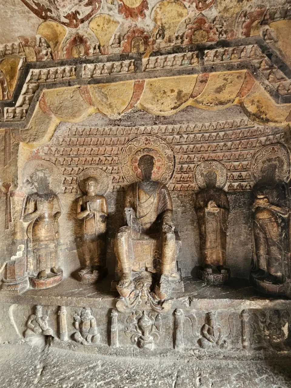 五一反向旅游!响堂山才是真顶流