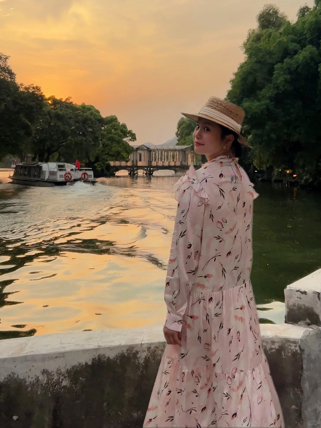 桂林市区一日游，热门景点打卡攻略