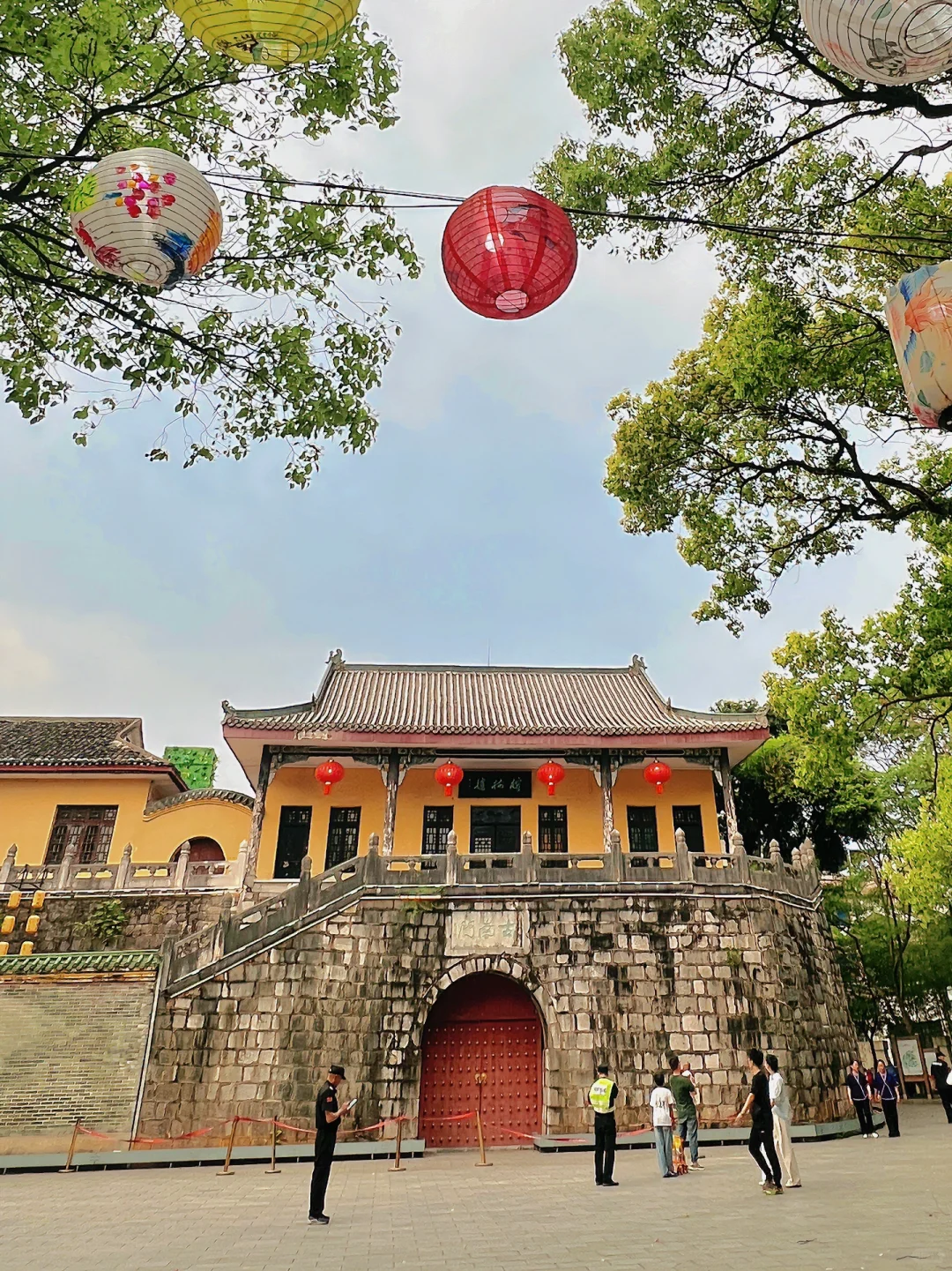 桂林市区一日游，热门景点打卡攻略