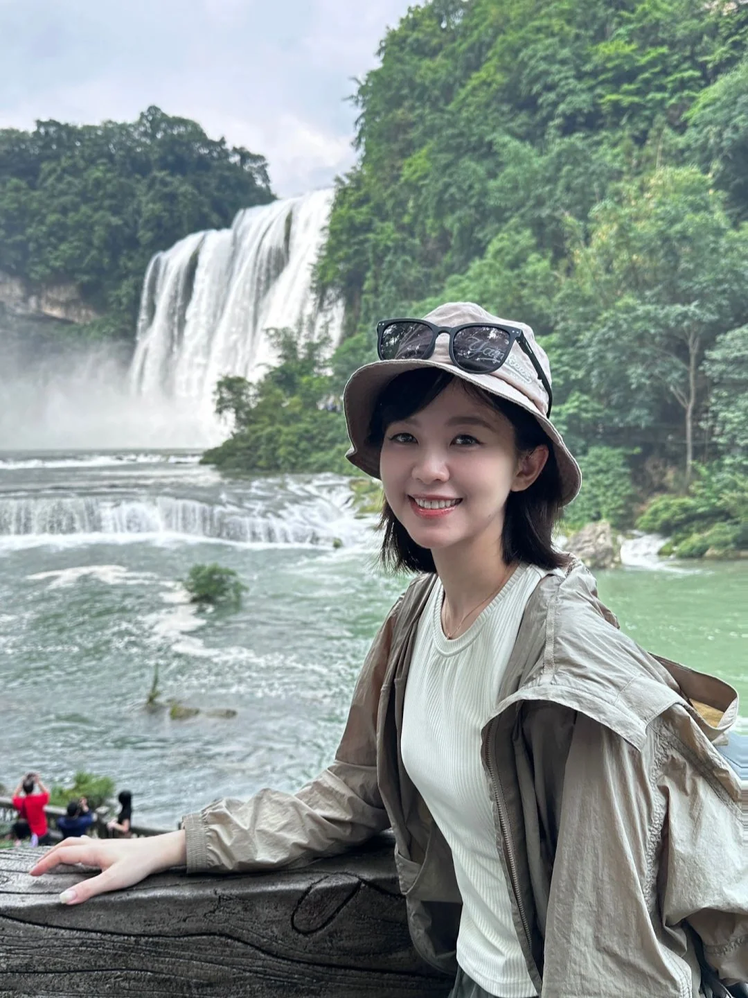 和老公去了贵州的千户苗寨 太震撼了！