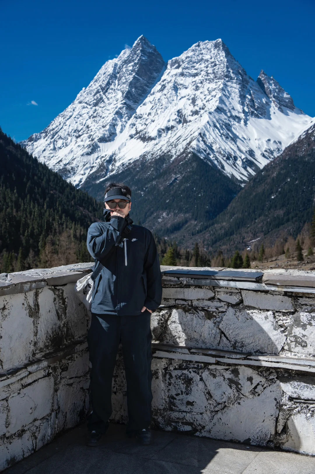 四姑娘山：镜头抓不住的日月同辉