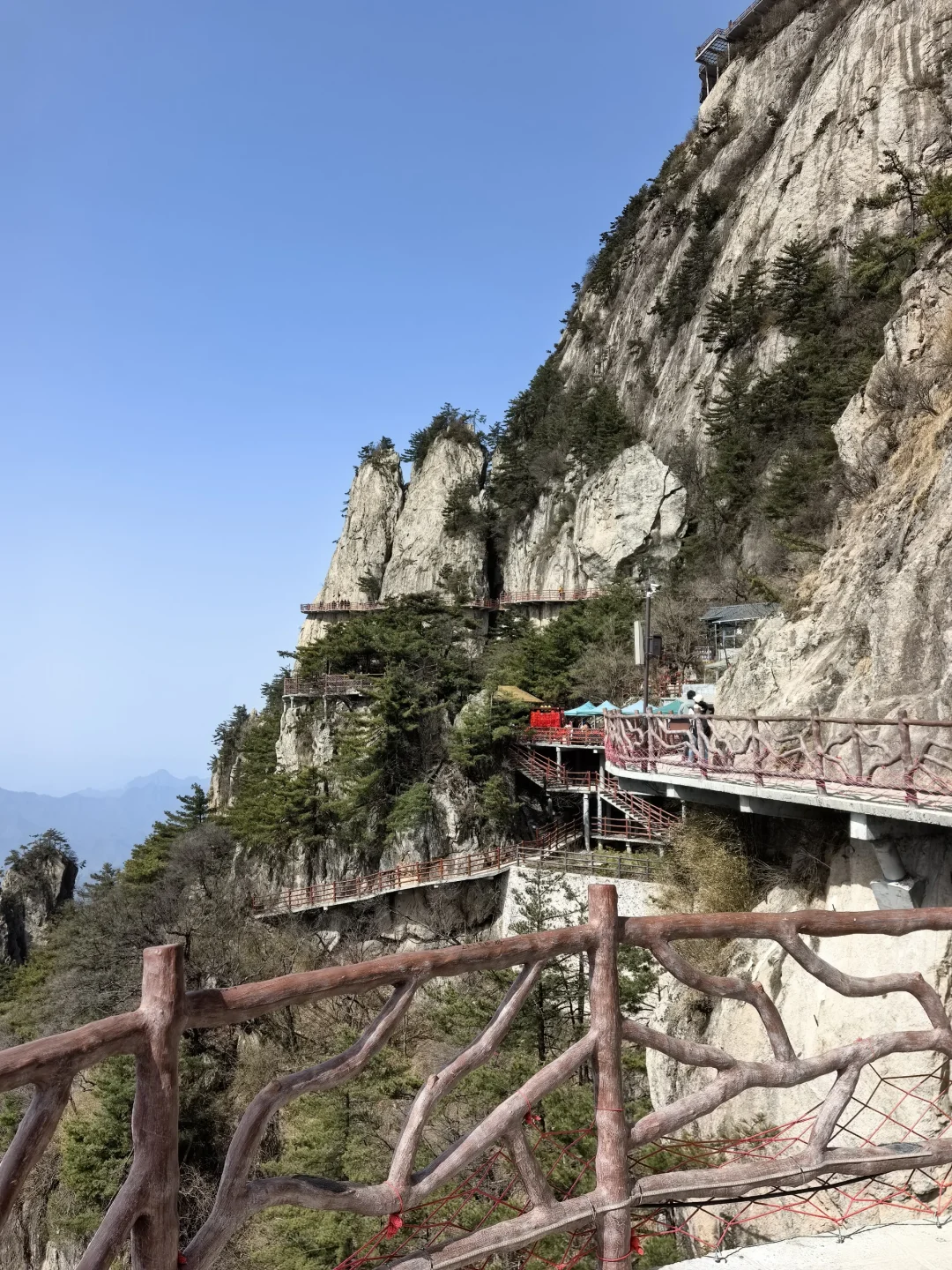 外国人不允许进入的景区老君山