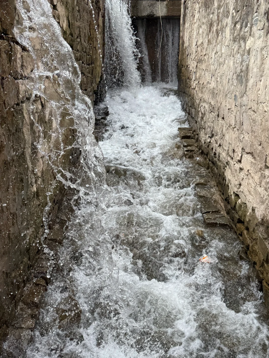 不为人知的水瀑沟！⛰️