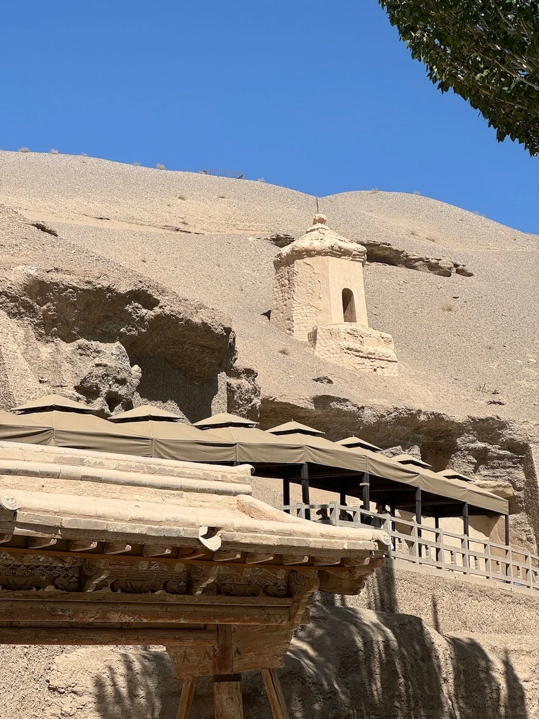 敦煌游玩已回，真心建议4-5月去，因为。。。