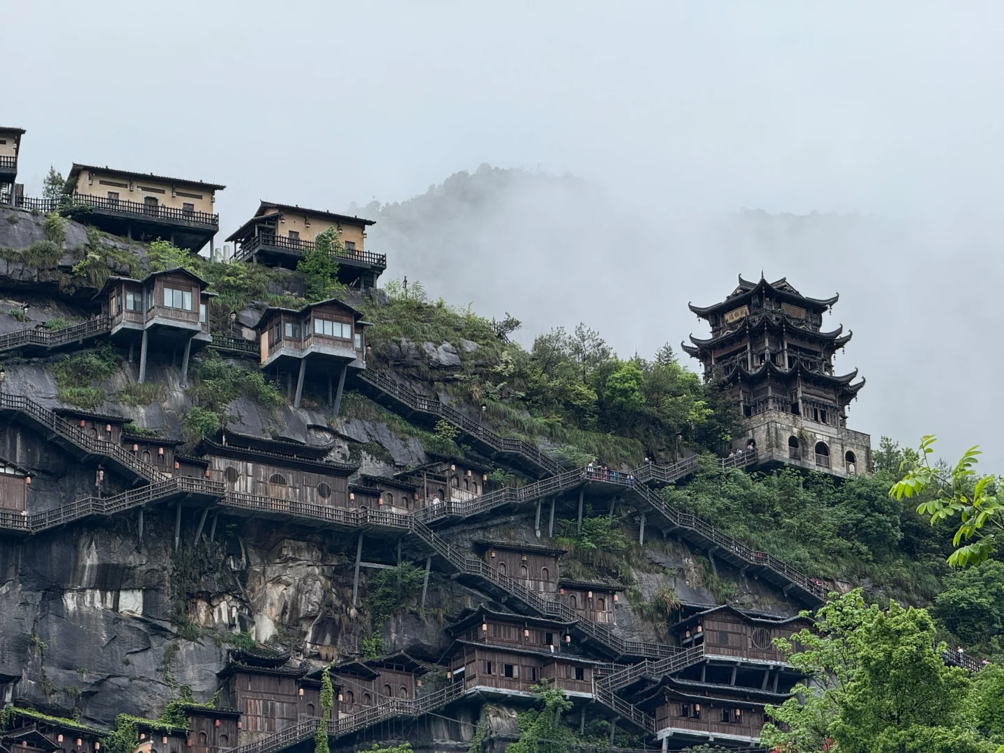 江西上饶望仙谷，夜晚蓝调时刻很美！